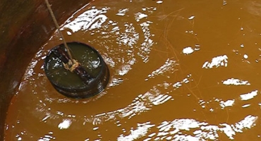 Cách xử lý nước phèn đơn giản tại gia đình