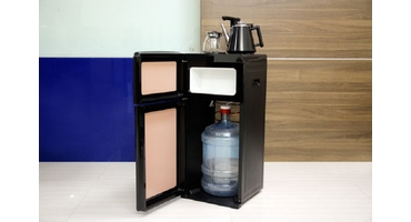 Có nên dùng bình úp cây nước nóng lạnh không?