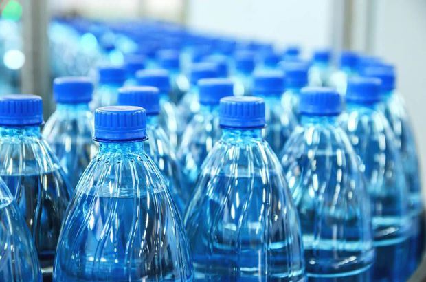 Nước đóng chai là nước uống sản xuất và đóng sẵn trong các chai nhựa trước khi phân phối ra thị trường